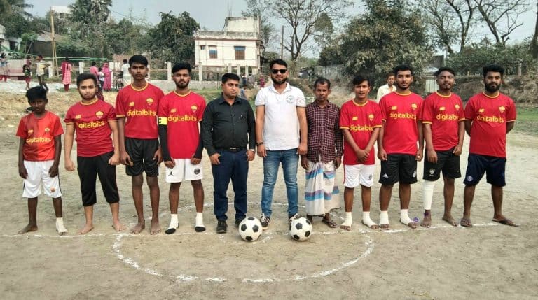 রূপগঞ্জে স্বাধীনতা ফুটবল কাপ খেলা অনুষ্ঠিত, বিজয়ী নিলয় স্পোর্টিং ক্লাব